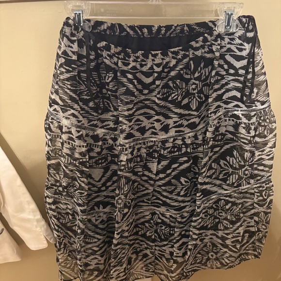 Spring skirt set - Picture 3 of 4